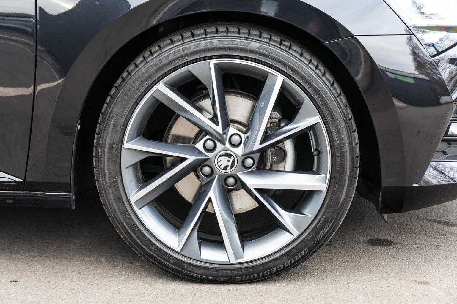 SKODA Superb 1.5 TSI 150ps SportLine Plus ACT DSG Hatch